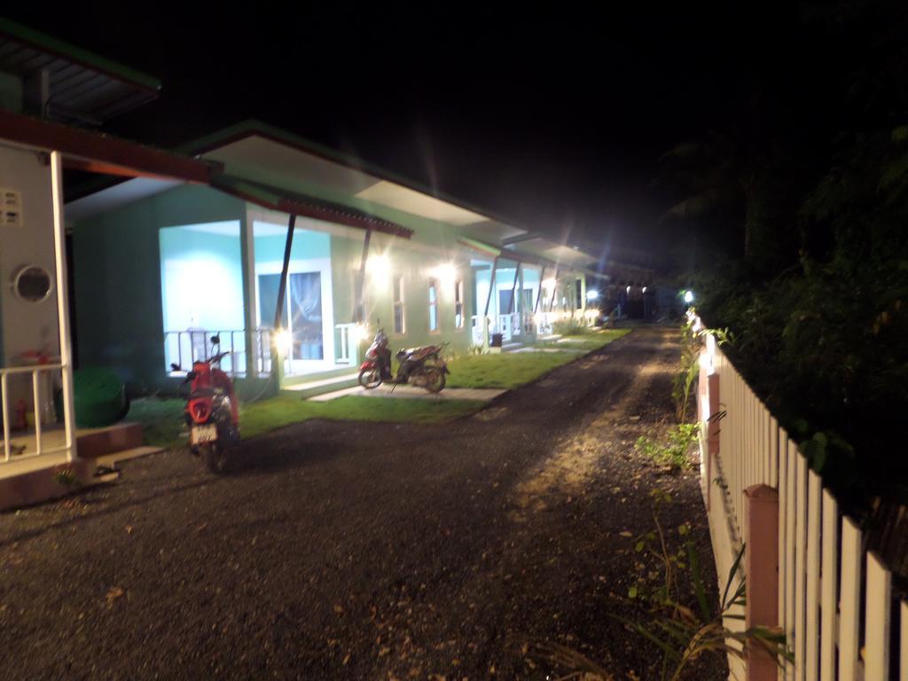 Hotel Lanta Triple Novel Ko Lanta Zewnętrze zdjęcie